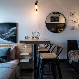 Alpenglow Lodge Queen Boho Studio by MVA