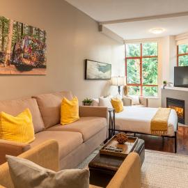 Alpenglow Lodge Large Studio by MVA