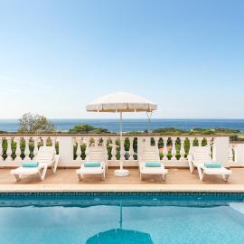 Villa Catalina by Escape Home – hotel w mieście Alaior