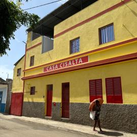 Casa Cisalta N2 - 5mn Centro City, hotel i Praia