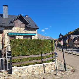 Casa Lucia, khách sạn ở Tramacastilla de Tena