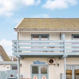One-Bedroom Apartment In Knebel, hotel Knebelben