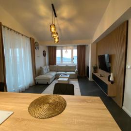 Penthouse San Casa Sebeș، فندق في سيبس