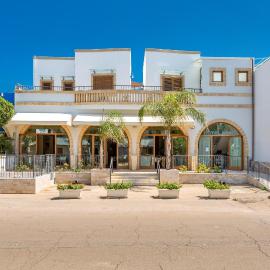Lido Marini Rooms Affittacamere B&B, מלון בלידו מריני