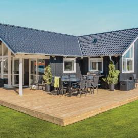 Three-Bedroom Holiday Home In Knebel