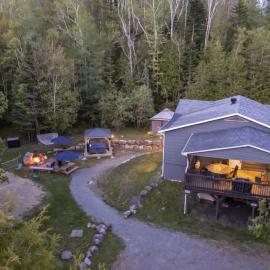 Entre Monts et Lac - lac - Lake front & Volleyball, hotel a Saint Adolphe D'Howard