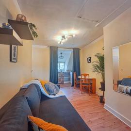 Gemütliches Studio - Dachwohnung mit Blick über das Kinzigtal, hotel Gelnhausenben