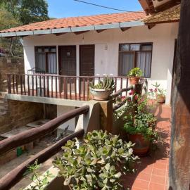 Casa Agua Dulce, готель у місті Самайпата