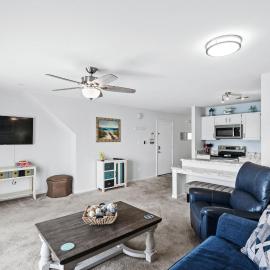 215 C2 GP-The Treehouse: Myrtle Beach'te bir otel