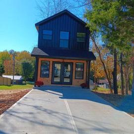 The Bears Den at the Lake โรงแรมในซอมเมอร์เซ็ท