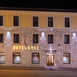 Hotel Knez, hotel em Kupres