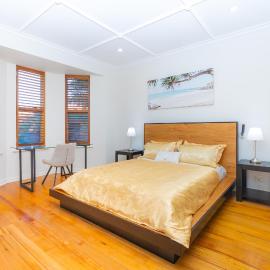 Glenelg House Modern 5QBed,1cot,3Bth, 4TV,FastWIFI, hotel a Glenelg