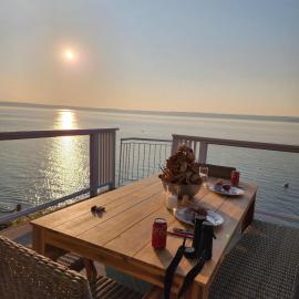 Warm Beach House Stanwood, hotel a Stanwood