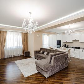 Elegant stay near the Park!
