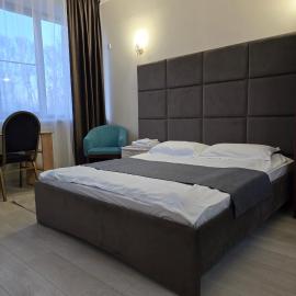 Phorto Bella, hotel in Ustʼ-Kamenogorsk