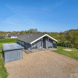 Beautiful Home In Hemmet With Wifi, hotel a Hemmet