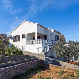 House Milka, hotel u gradu Sali