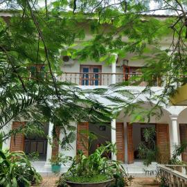 Maison Tikani, ξενοδοχείο στο Κοτονού
