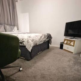 Lizola Homes Rooms, hotel in Dagenham
