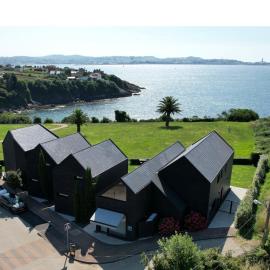 Cabañas de Canide, Hotel in Oleiros