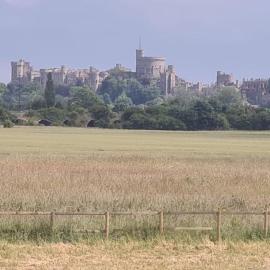 Family home, view of Windsor Castle, hotel Dorneyben