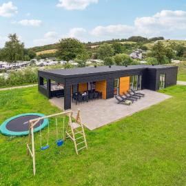 Awesome Home In Løgstrup With Kitchen, hotell sihtkohas Løgstrup