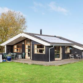 Holiday Home Baldersvej Askeby Ix, hotel in Askeby
