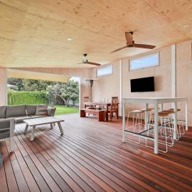 Hazel House, 2 Hazel St, Goolwa Beach, hotel in Goolwa South