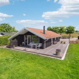 3 Bedroom Awesome Home In Esbjerg V, hotell i Esbjerg