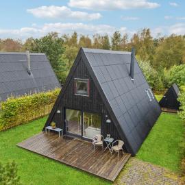 Gorgeous Home In Farsø With Kitchen, hotel in Farsø