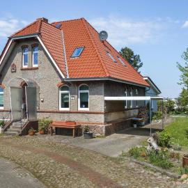 Cozy Apartment In Wurster Nordseeküste