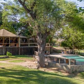 Elephant Valley Lodge, hotel a Lesoma