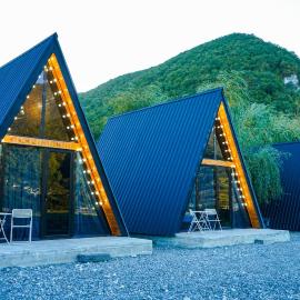 Kvabtkari Cottages, hotel en Ambrolauri