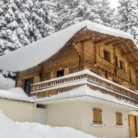 CHALET SPA BELLE VUE 500 m des pistes, hotel en Manigod