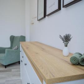 Großzügiges Apartment am Altmühlsee mit Parkplatz, hotel a Gunzenhausen