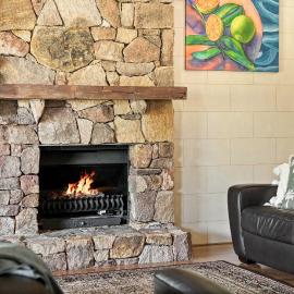 Carinya Cove - swimming pool, pet friendly, fireplace, hotel sa Dunsborough