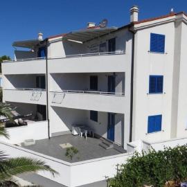 Apartment Goran, hotel a Verunić