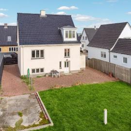 Lovely Home In Thyborøn With Kitchen, viešbutis mieste Thyborøn