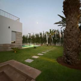 Superbe Villa ,Piscine,Accès plage,Zone balnéaire, hotel in Tamraght Ouzdar