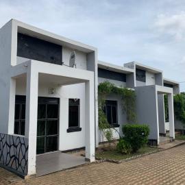 House of Light, hotel u gradu Arua