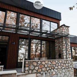프리슈티나에 위치한 호텔 Umbrella Resort & Villas