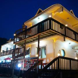 Anmyeondo Taean Romance Pension