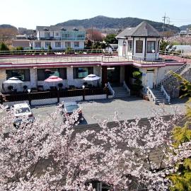 Cheongsachorong Pension Gapyeong, hotel en Taean