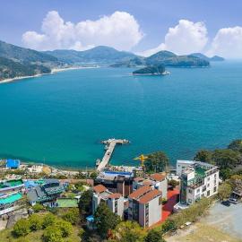 Geoje Lohas Condo Pension, hotel a Geoje