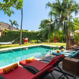 NicoNico Mansion by Villa Finder