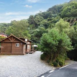 Sobaeksan Log Pension, hotel in Danyang