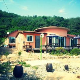 Seonbichon Lake Pension, hotel in Yeongju