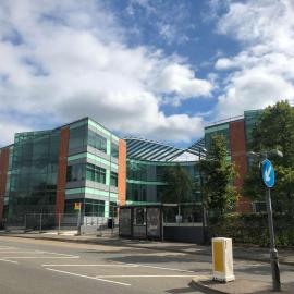 Chic Studio in Bracknell at convenient location