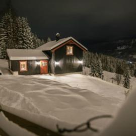 Unikt gårdshus - Gamlestua, Hotel in Vestre Gausdal