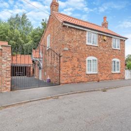 Dovedale Cottage, khách sạn ở Coningsby
